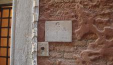 02-biblioteca-di-studi-teatrali-di-casa-goldoni