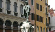 07-biblioteca-di-studi-teatrali-di-casa-goldoni
