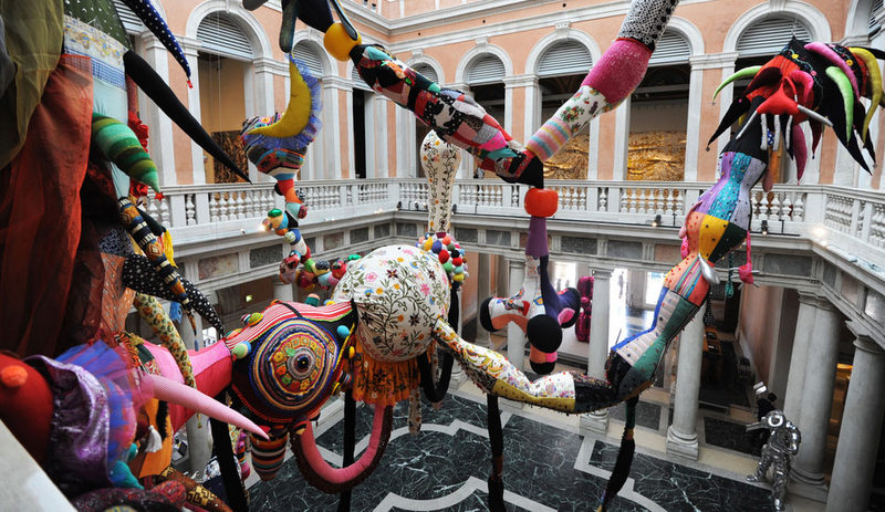 03-itinerari-culturali-palazzo-grassi-joana-vasconcelos-contaminations