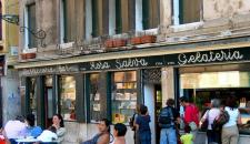 mangiare-a-venezia-bar-e-pub-rosa-salva