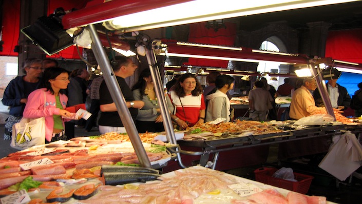 venezia-mercato-rialto venezia-mercato-rialto