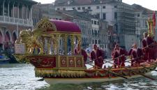 08-regata-storica
